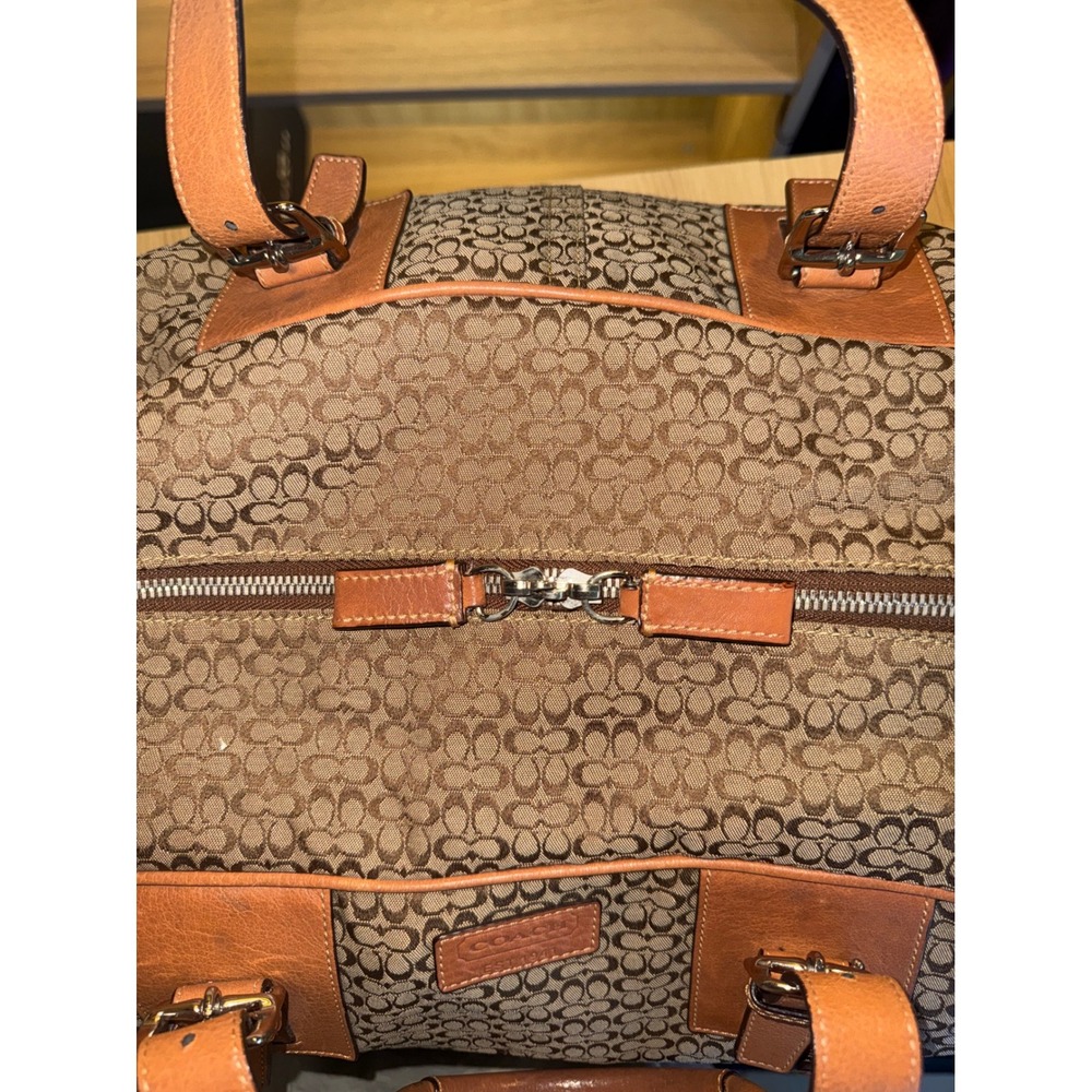 Coach Duffle Weekender 🧳 '08 - Picture 7 of 9
